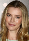 Betty Gilpin