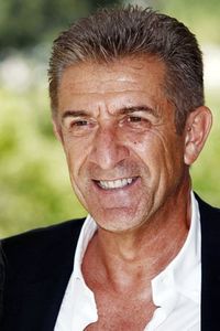 Ezio Greggio