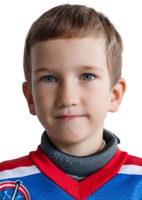 Максим Суров