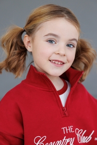 Мия Коняхина