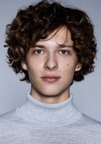 Павел Устинов