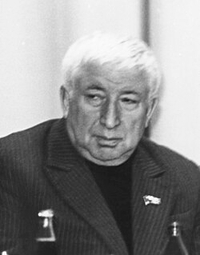 Расул Гамзатов